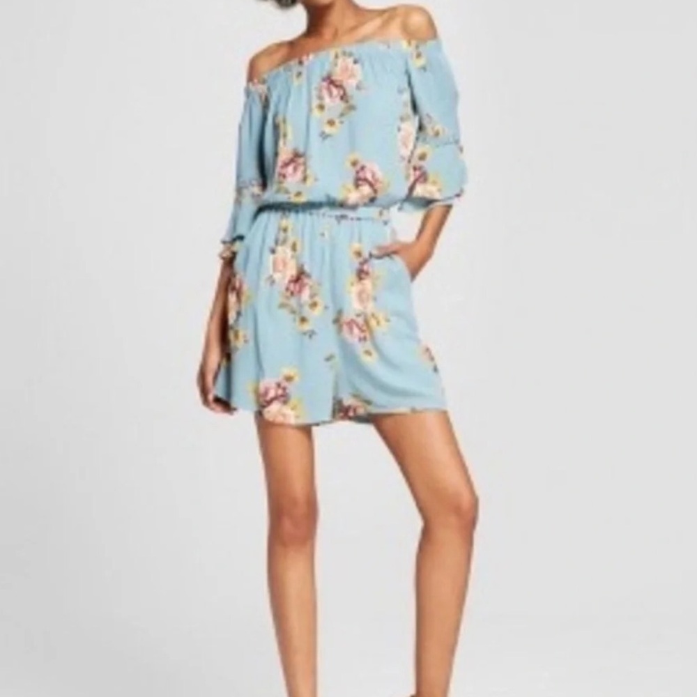 XHILARATION ROMPER PRINTED FLORAL SIZE M
